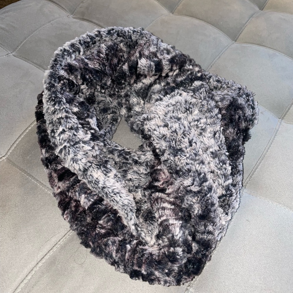 Soft Infinity Scarf